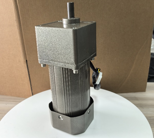 5IK140A-SF微型减速电机用在视觉缺陷分拣机上