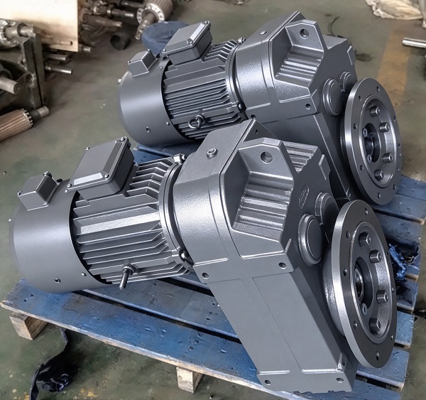 FAF97-YBX3-7.5KW-NA22-M1-0减速电机用在塑料加工机械上