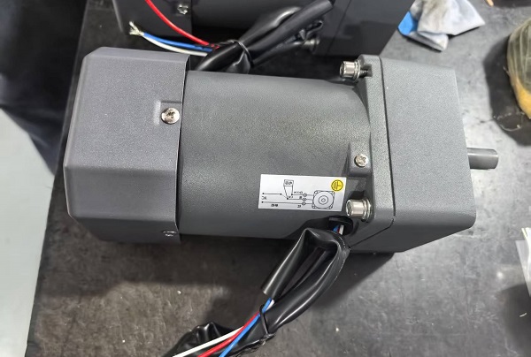 放线机电机减速机,6RK300GU-AF小型减速电机.jpg 放线机电机减速机,6RK300GU-AF小型减速电机.jpg