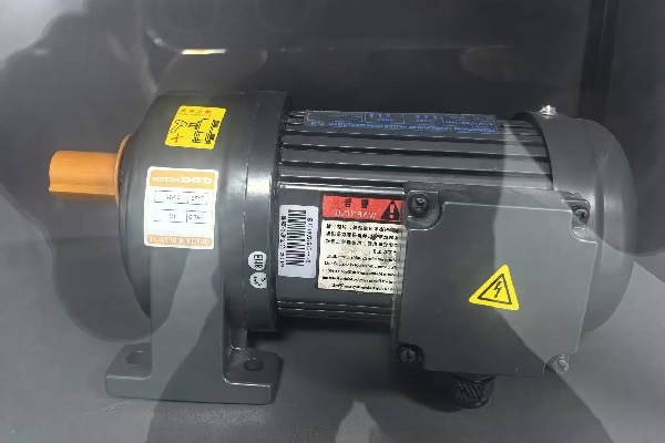 倒包机电机减速机,CH40-1.5KW-50SB 1500W减速电机.jpg
