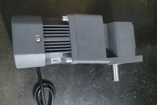 洗涤机械电机减速机,6GU20KRH 370W中空直角减速电机.jpg