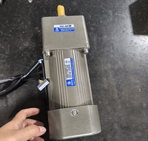 铺网机电机减速机,200W-20K+调速器调速电机.jpg