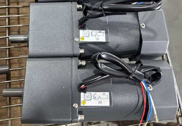 全自动洗瓶机电机减速机,6IK200A-UMF微型减速电机.jpg